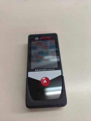 Medidor láser Bosch hasta 50 m con pantalla táctil