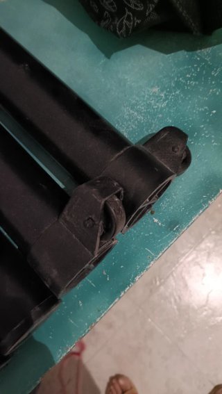 Patas de somier negras (4 cuatro)