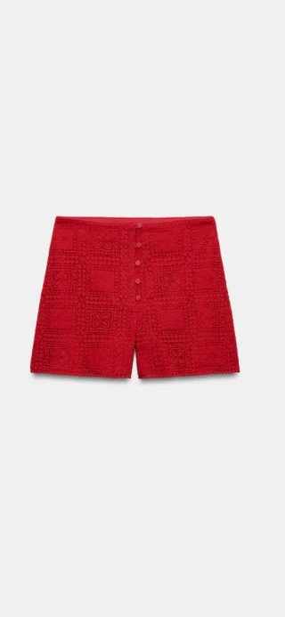 Blusa y shorts Guipur Alamares zara Talla M