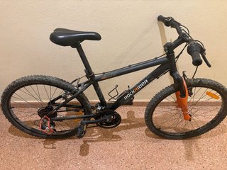 Bicicleta Rockrider 5.2 26' + Casco Btwin