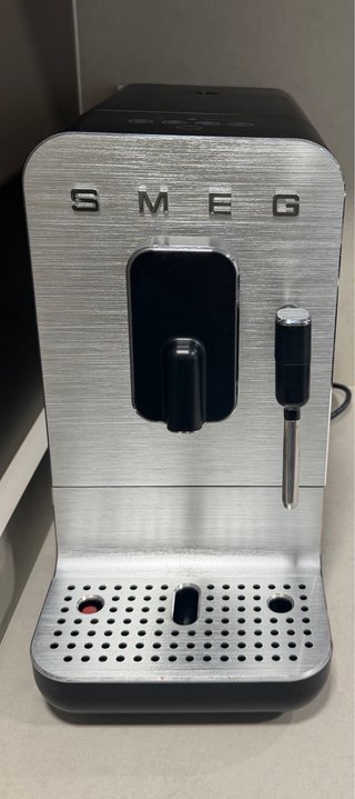 Cafetera Smeg BCC12BLMEU Automática