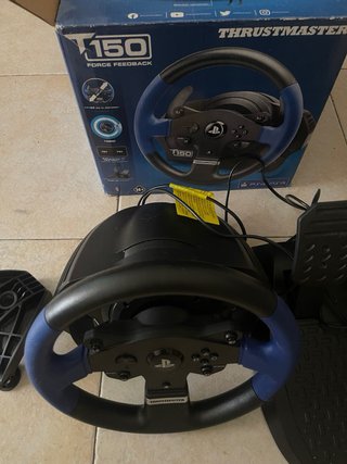 Volante Thrustmaster T150 PS5/PS4