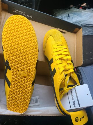 Tênis Asics Tiger Amarelo e Preto