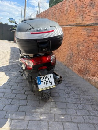 Kymco Superdink 125cc Negra