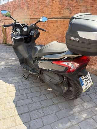 Kymco Superdink 125cc Negra