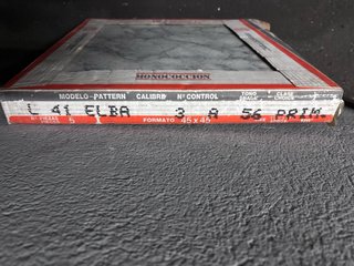 Baldosa gris Eresitec Monococcíon