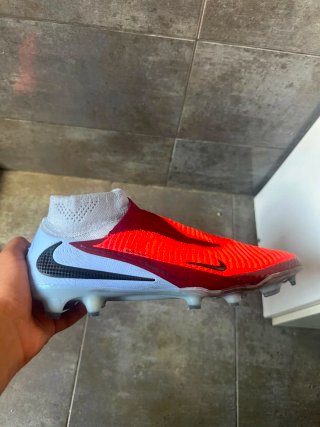 Botas de fútbol Nike Phantom Talla 44