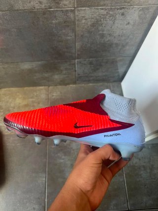 Botas de fútbol Nike Phantom Talla 44
