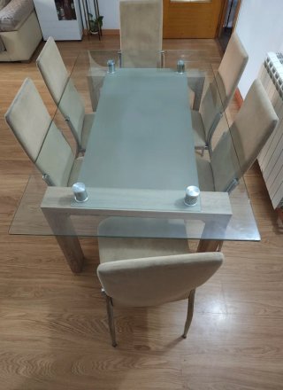 Mesa de comedor cristal y madera