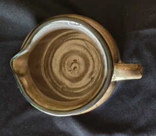 Jarra de cerámica portuguesa decorada