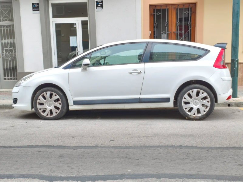 Citroen C4 2006 - foto 1