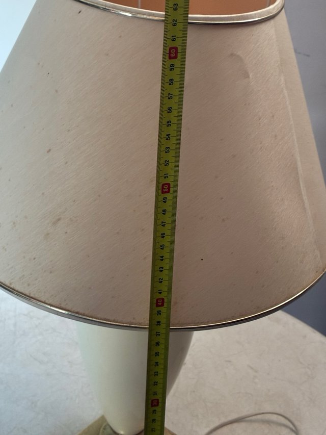 Lámpara de mesa vintage porcelana y metal