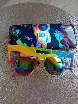 Gafas de sol infantiles con funda