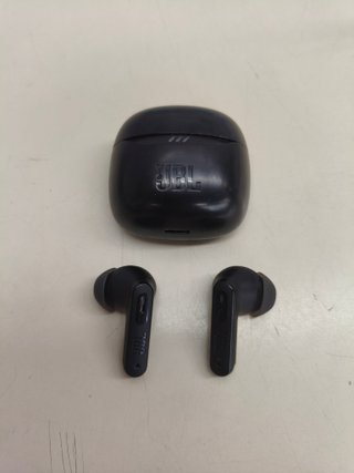 Auriculares inalámbricos JBL Tune Flex 2 con cancelación de ruido.