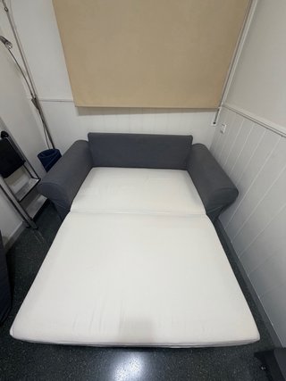 Sofá cama 2 plazas gris