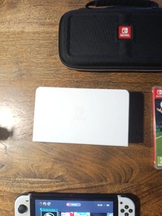 Nintendo Switch OLED Blanca + Accesorios