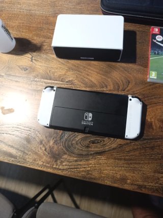 Nintendo Switch OLED Blanca + Accesorios