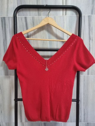 Conjunto dos piezas rojo con pedrería