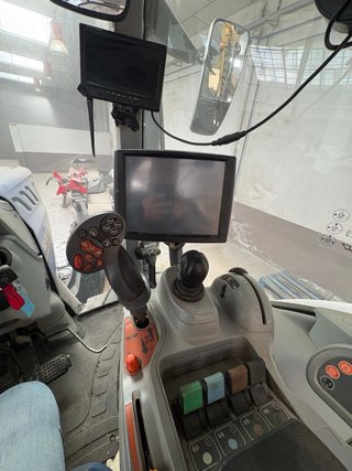 Tractor New Holland T7 270 Autocommand