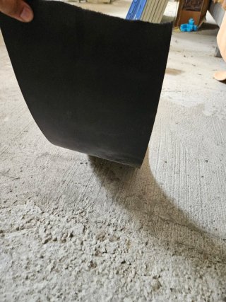 Pelle nera 150x30 cm