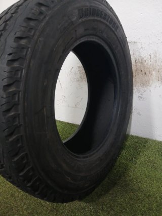 215 70 15C 109/107S BRIDGESTONE DURAVIS