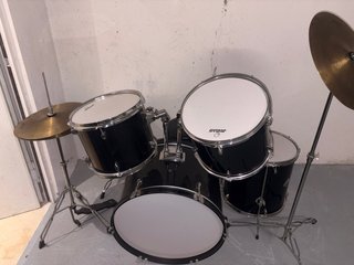 Batería Acústica Negra