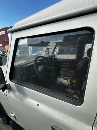 Land Rover Defender 2005
