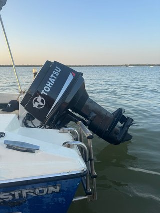 Barco Glastron V-142 - Tohatsu 50 CV 2T