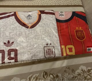 2 Camisetas Lamine Yamal Talla L y M