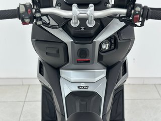 VOGE SR1 ADV 125