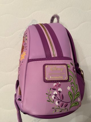 Mochila Loungefly Rapunzel Morada y Amarilla