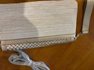 Bolso de mano Mariamare beige y dorado