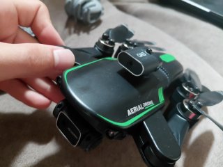 Dron Negro y Verde con Mando