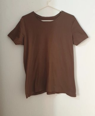 Camiseta marrón talla XL