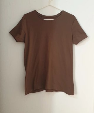 Camiseta marrón talla XL