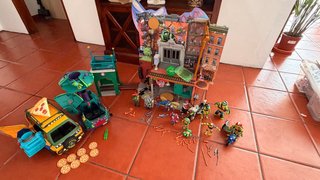 Tortugas Ninja Set Completo Vehículos y Figuras