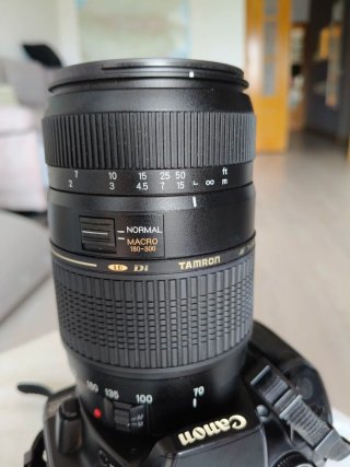 Canon 400d con objetivo