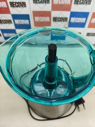 Exprimidor eléctrico de 60 W con 2 conos.