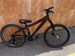 Bicicleta Infantil 24 Decathlon, en buen estado