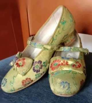 Vestido de fallera para niña