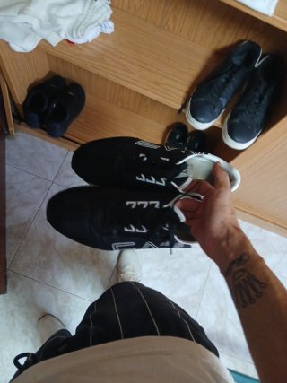 Botines Emporio Armani Negros y Blancos