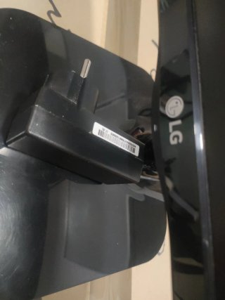 Monitor LG Negro