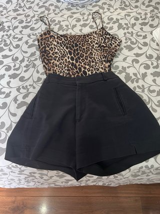 Conjunto body estampado y pantalón corto