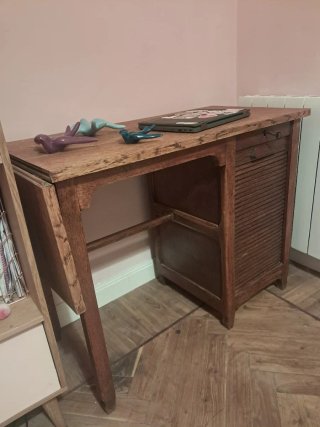 Escritorio roble francés con persiana