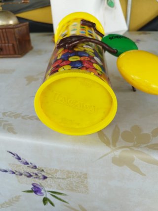 Dispensador de Lacasitos