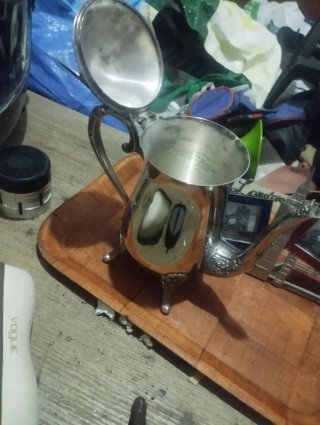 Tetera de plata antigua
