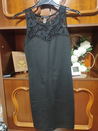 Vestidos varios, ajustado talla S.