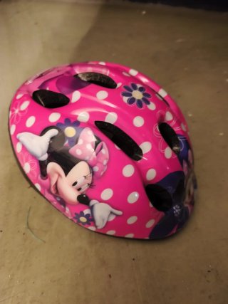 Patines 27-30  y Casco S 50-56Minnie Mouse