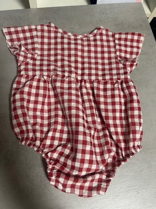 Body de bebé cuadros rojo y blanco