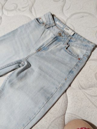 Vaqueros Bershka mujer